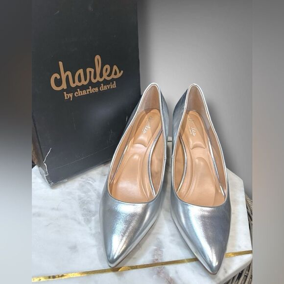 Charles by Charles David Smooth Metallic Sliver Pumps Heels Size 8 - Picture 6 of 12